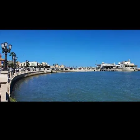 Дом отдыха La Perla Di Ele Бари